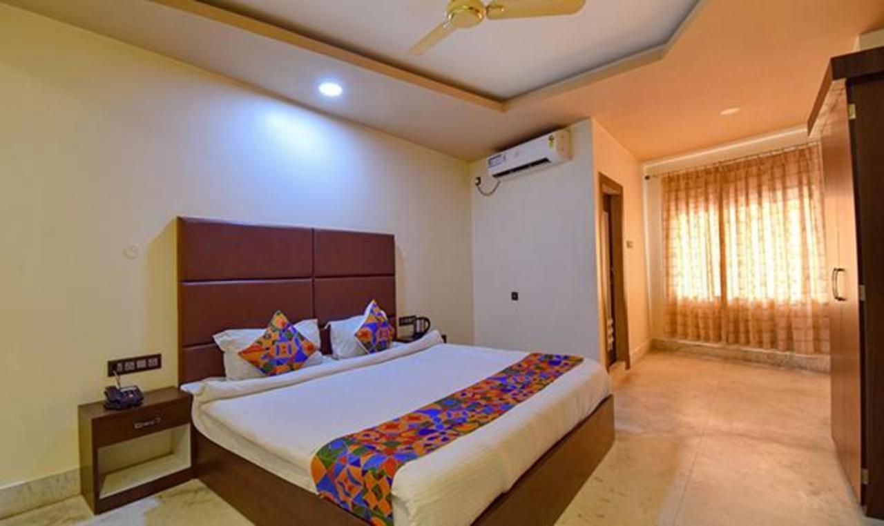 Fabhotel Rr Suites Гувахати Экстерьер фото